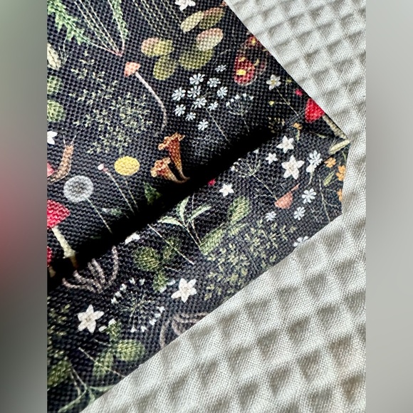 New Mushroom Core Flowers Snail Dandelion Botanical Makeup Tech Pencil Bag - 9” - Picture 10 of 12